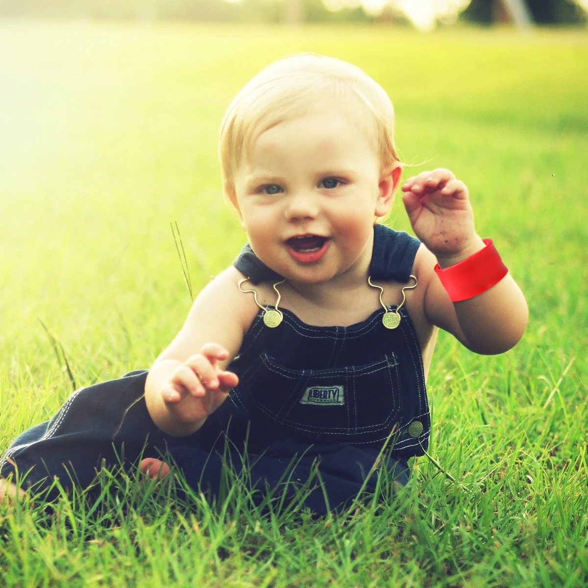 

18Pcs Kids Bracelets Silica Gel Slap Bracelets Boys Girls Party Favors Fun Gift Mixed Color Silica Gel Bracelet