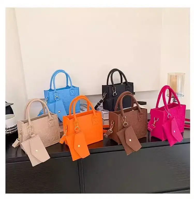 2025 new niche texture simple and versatile hand-held bag, fashionable felt single shoulder crossbody bag, mother bag two-piece