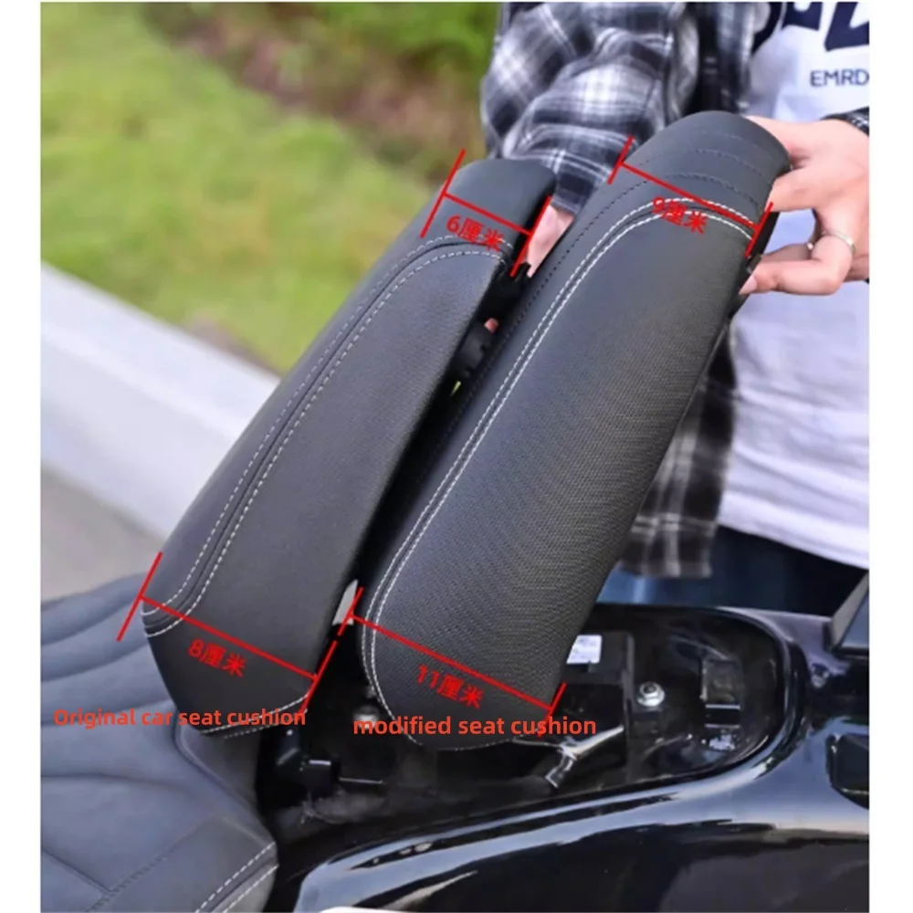 

For VOGE CU250after modification the seat cushion is thickened and widened and the soft seat cushion is installed without damage