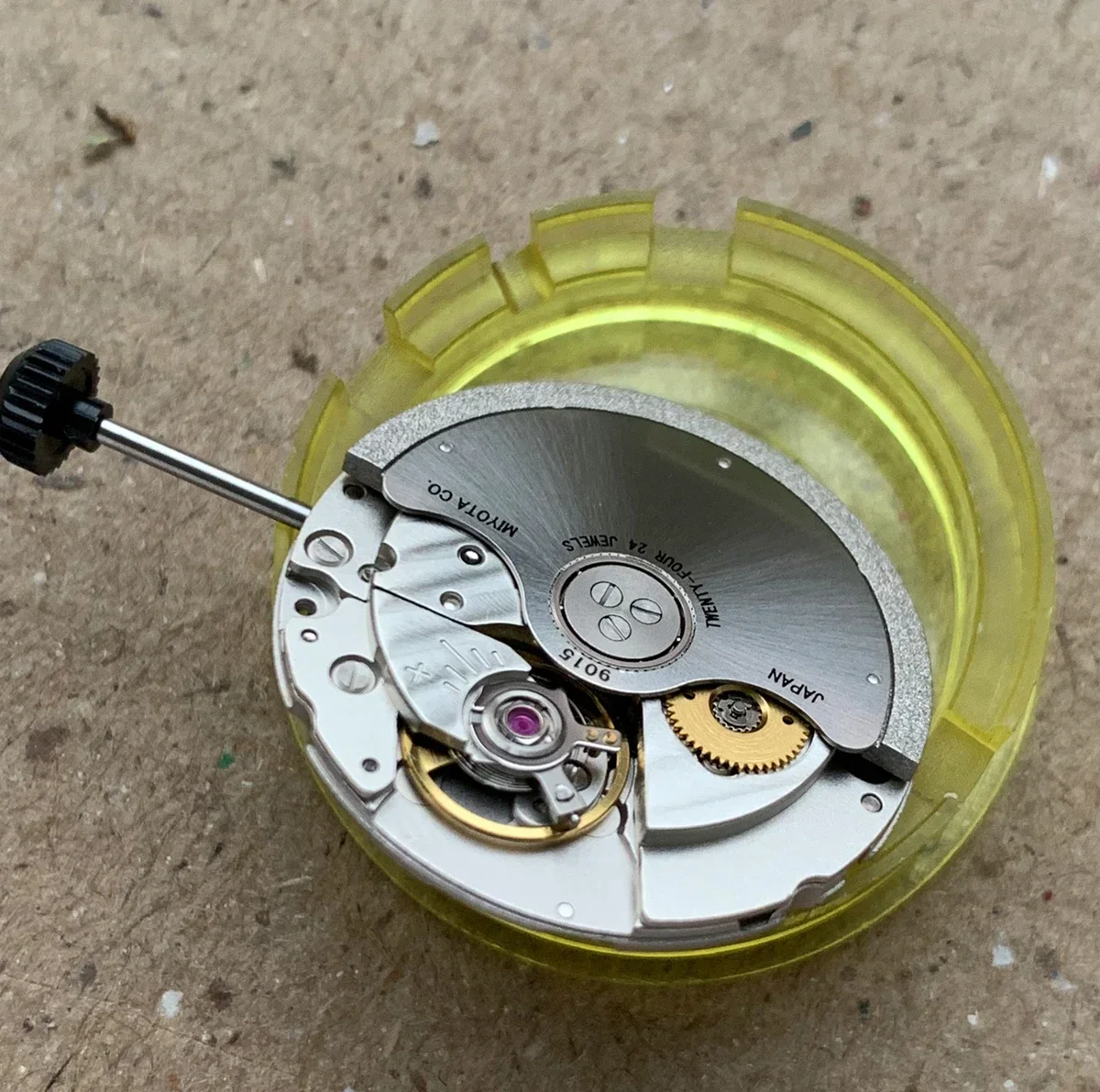 اليابان الأصلي ميوتا 9015 الحركة الميكانيكية رقيقة جدا 24 جواهر التلقائي آلية استبدال الساعات ذاتية الملء