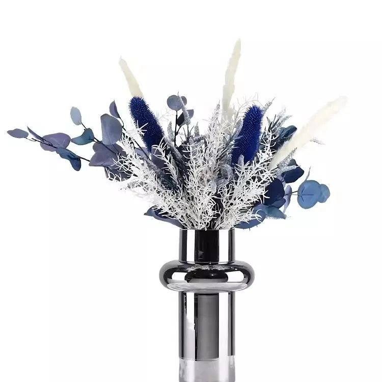 

Modern high-end light luxury simulation flower, ornament, hotel front desk dining table, high-end sense, soft decoration flower