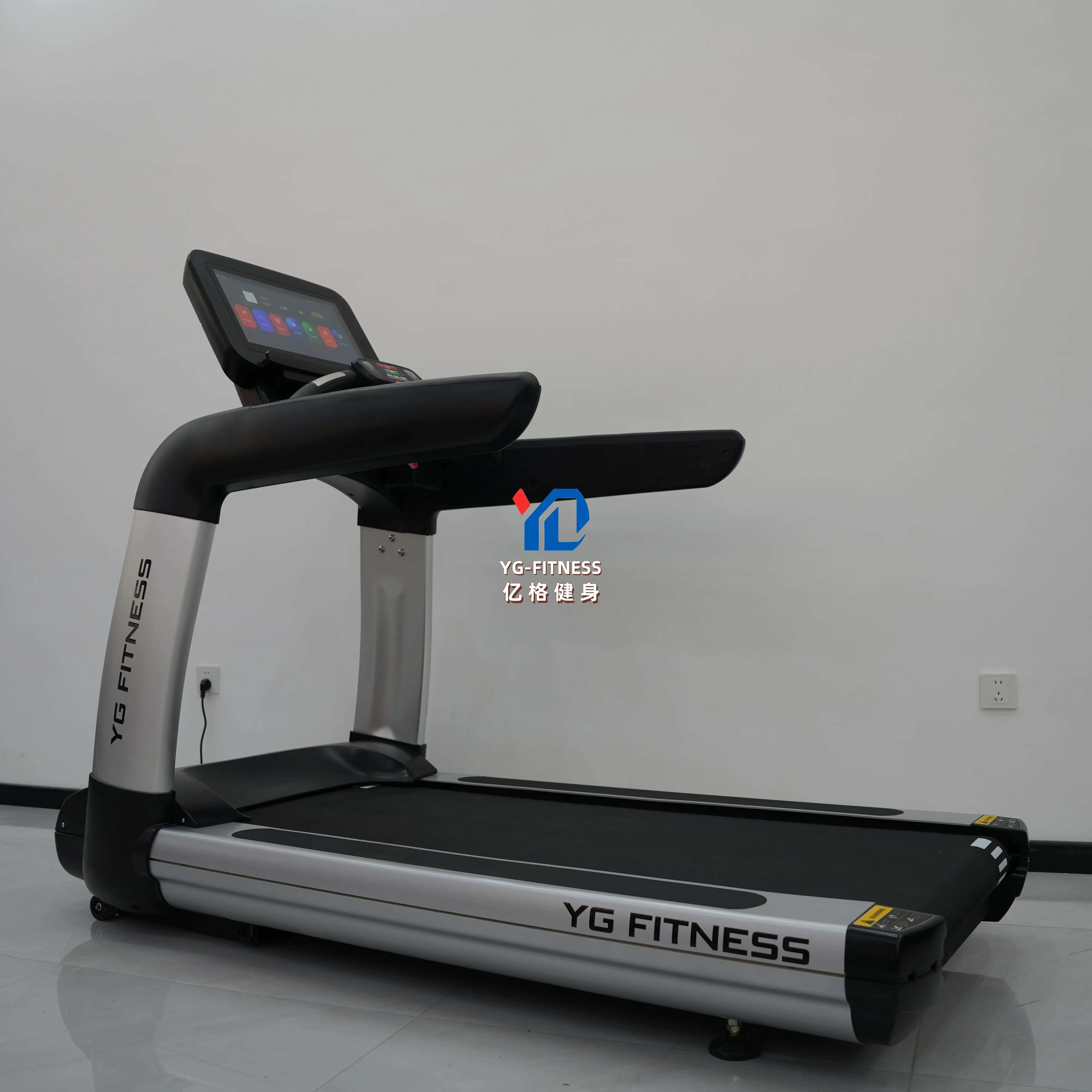 

Commercial Home Treadmill Machine Professional Running Machine for Gym Club Fitness High Performance Training Equipment