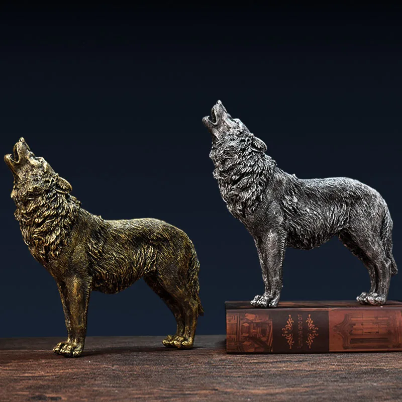 NORTHEUINS Resin Wolf Miniature Figurines Lion Horse Art Ornament Home Living Room Office Desktop Decor Accessories for Interior