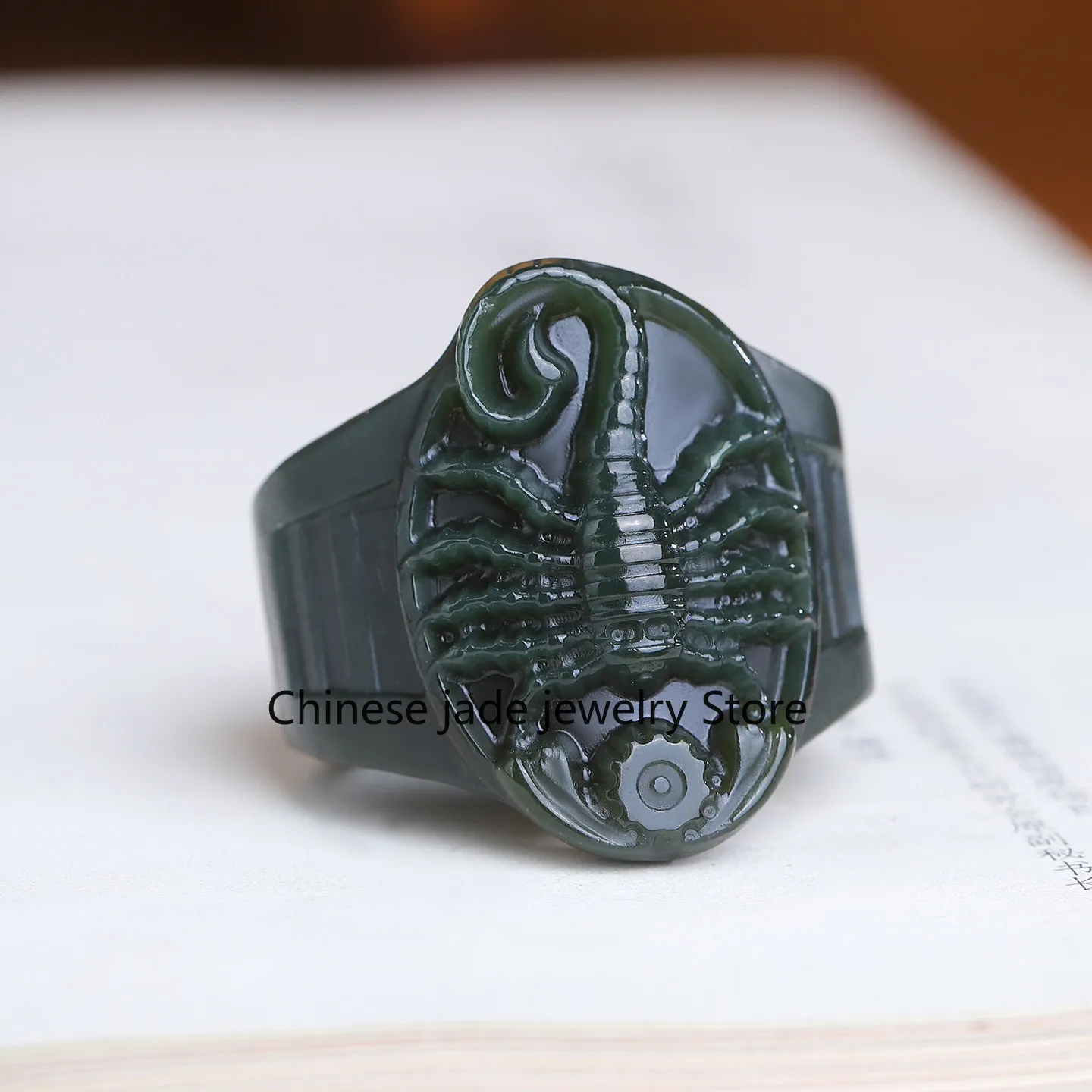 Natural Xinjiang Hetian fine material scorpion wrench finger men and women ring sapphire scorpion ring with