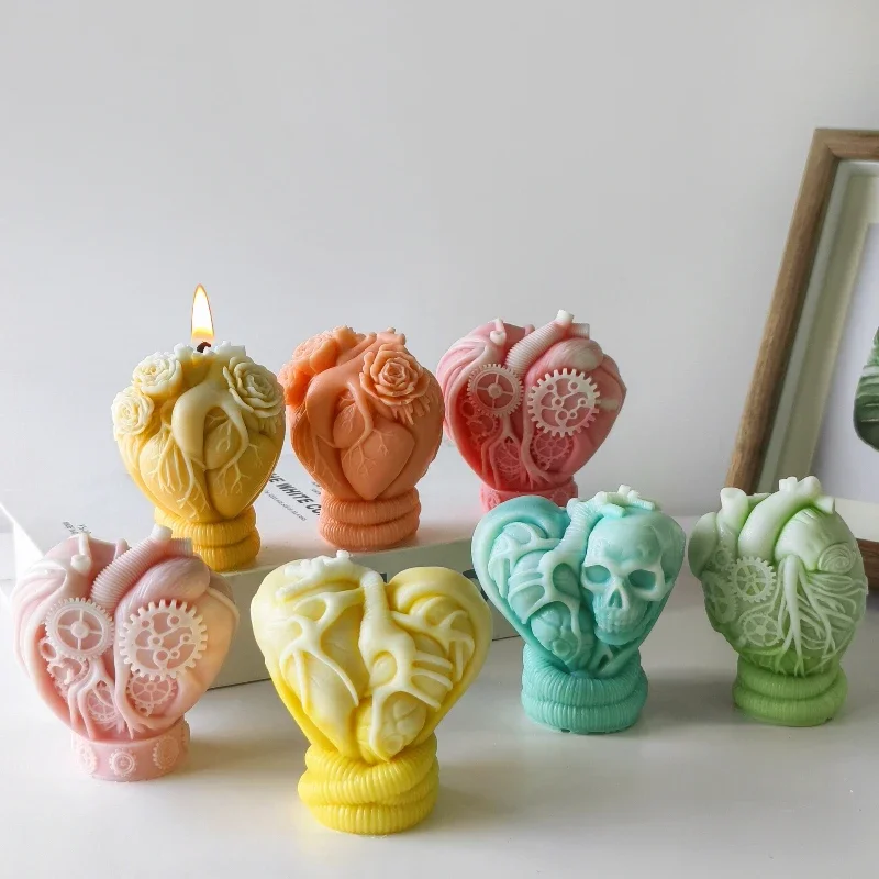 

3D Heart Candle Silicone Mold DIY Halloween Mechanical Skeleton Heart-Shaped Aroma Soap Plaster Resin Mould Home Decor