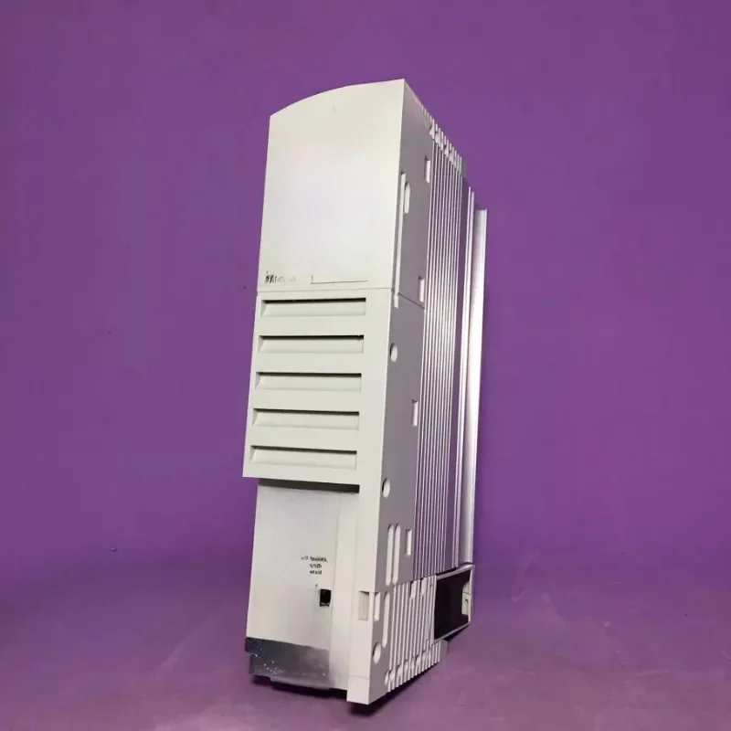 

Parts for inverters E82EV152-4C/E82EV152K4C/E82EV152-4C200