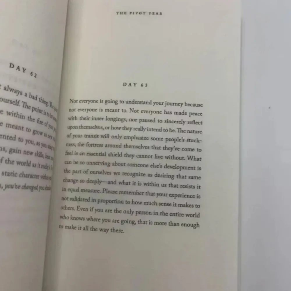 الكتاب: سنة انتقالية مثيرة للاهتمام حيث يمكنك تعلم الكثير، روايات قراءة الكتاب باللغة الإنجليزية، هدية مفضلة للأطفال