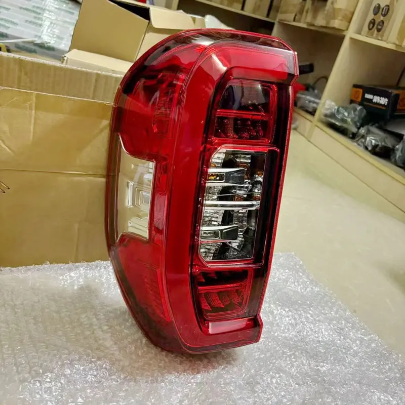 feu-arriere-de-voiture-pour-saic-ldv-maxus-t90-2021-clignotant-avertissement-de-frein-feu-de-recul-assemblage-de-feu-arriere-accessoires-de-voiture
