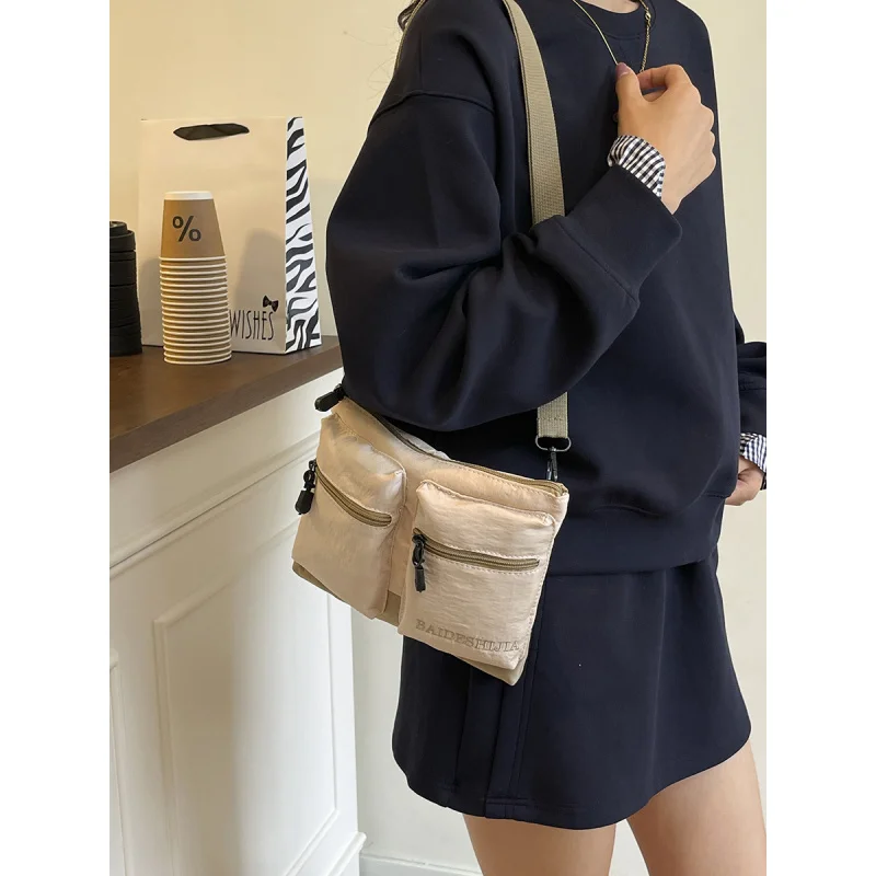 

Spring and summer lightweight versatile nylon shoulder bag for women2026New small square shoulder bag, crossbody bag, phone bag