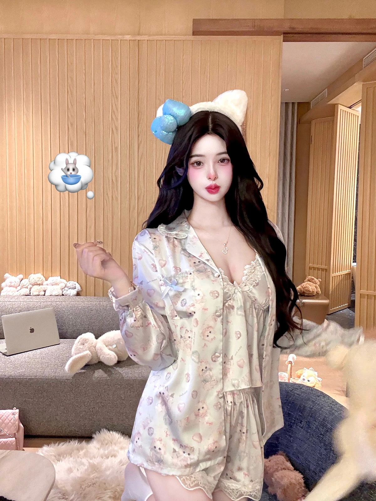 2025 New Four-piece Summer Sweet Girl Loungewear Set with Chest Pad Ice Silk Loose Casual Cool Suspender Pajamas