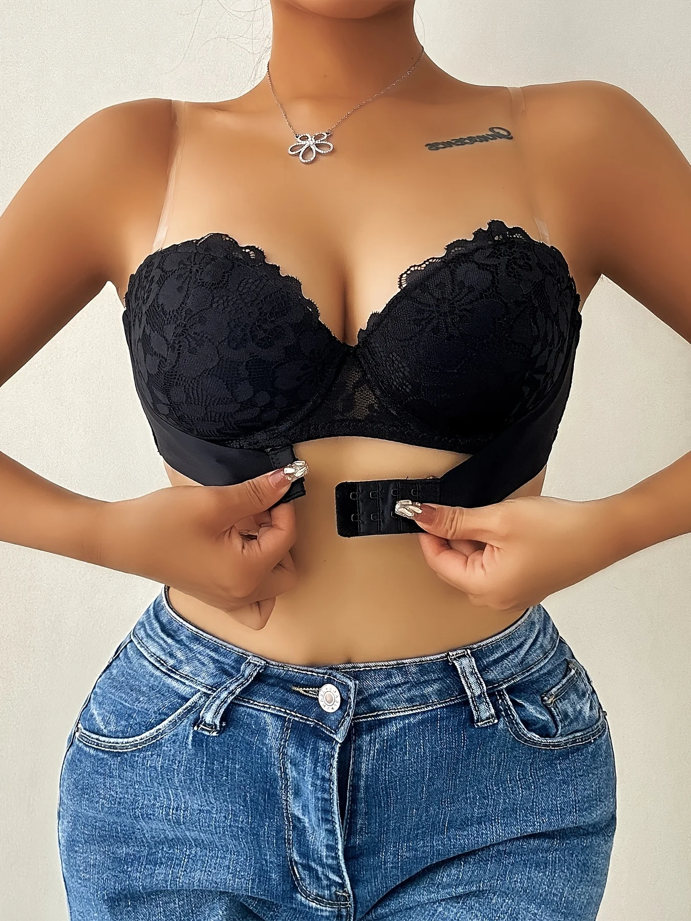 Solid-color floral lace semi-transparent strapless steel-cup plunge bra, sexy and comfortable front-opening and closing bra, wom