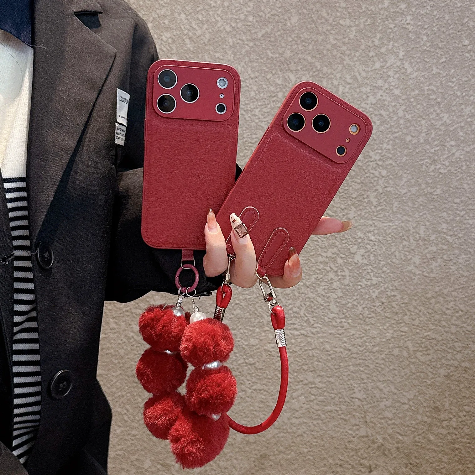 حافظة هاتف أنقرة حمراء عصرية مناسبة لهاتف آيفون 14 15/16 17ProMax مع سلسلة حبل غطاء جديد عصري مقاوم للصدمات #1