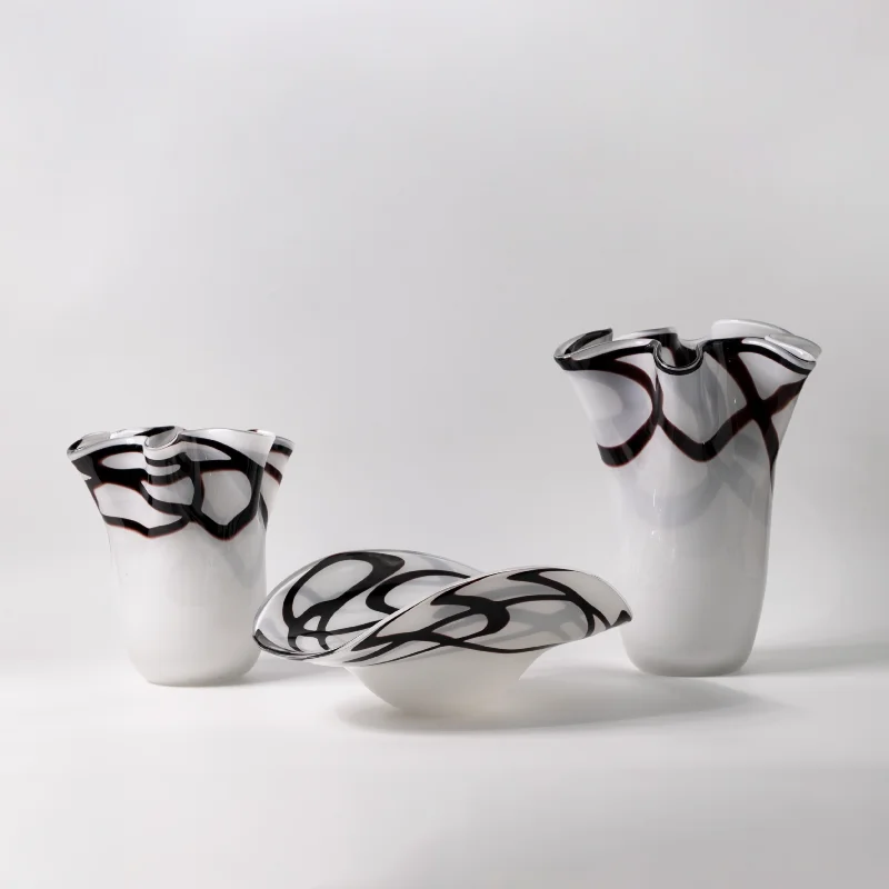 Light luxury minimalist high-end sense large diameter creative glazed vase set model room sales office living room coffee table