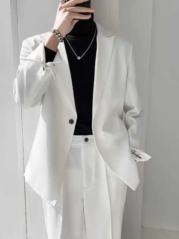 

Повседневная мужская весенне-осенняя легкая корейская мода Maturi Ele Cool Small Western Sle с вышивкой, модная куртка