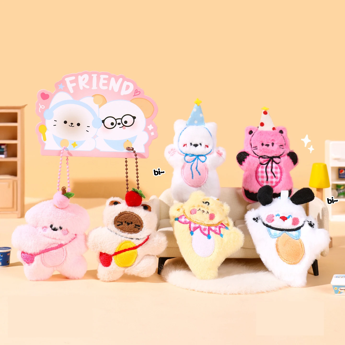 Pelzige Katzen- und Hunde-Schlüsselanhänger aus Plüsch, die Tuchgeräuschen machen, Taschenanhänger und Accessoires für kleine Puppen im Paarstil