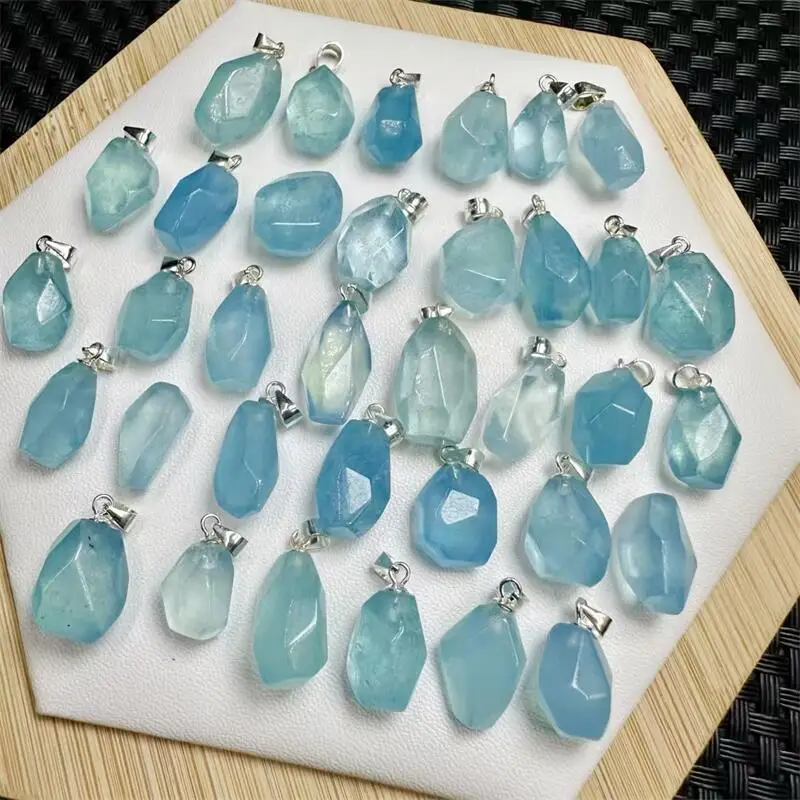 

S925 Natural Freeform Aquamarine Pendant Jewelry Necklace Crystal Healing Lucky Fashion Accessory Gift 1pcs
