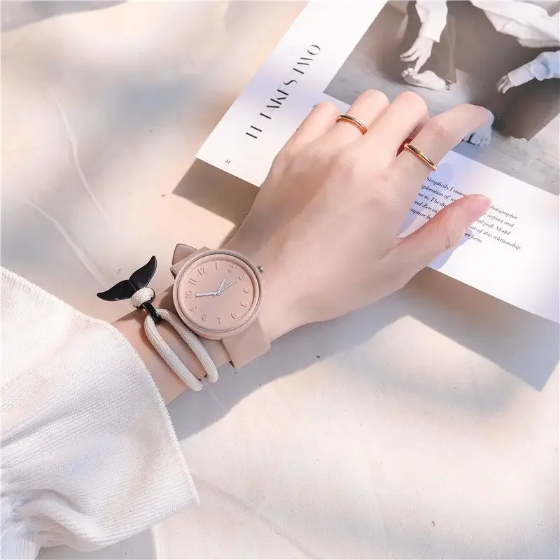 Simple Fashion Makaron Simple   Women Watch Ins High Beauty Student  Man And Women Style Round Leisure Vintage Quartz Wristwatch