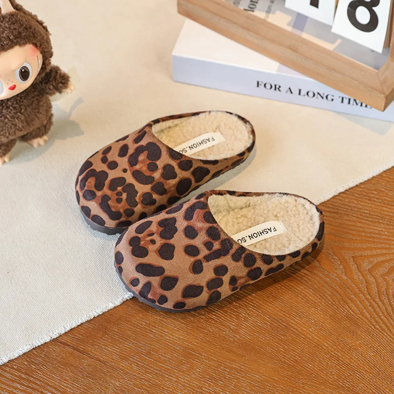 Girls’ Faux Fur-Lined Cold-Weather Slipper Shoes – Lightweight Outdoor Booties with Non-Slip Sole Baby Girl Shoes