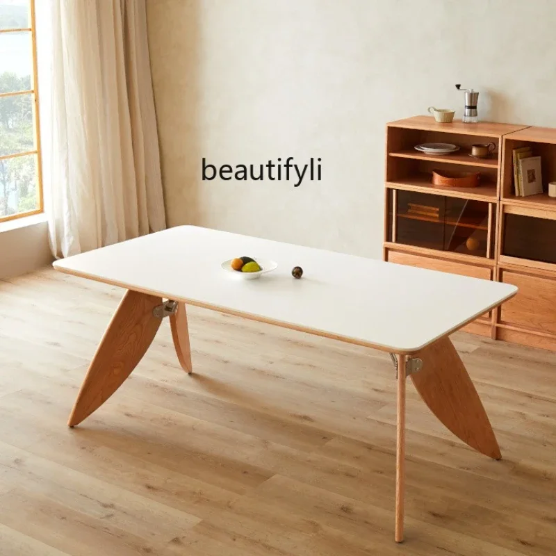 

Скандинавский очень толстый обеденный стол из массива дерева, ресторан, маленькая квартира, бытовой стол, простой и современныйAsmt52