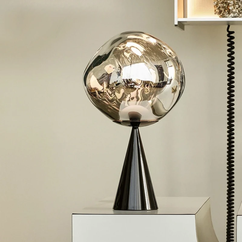 

Table lamp Living room study lamp Bedroom atmosphere Bedside lamp