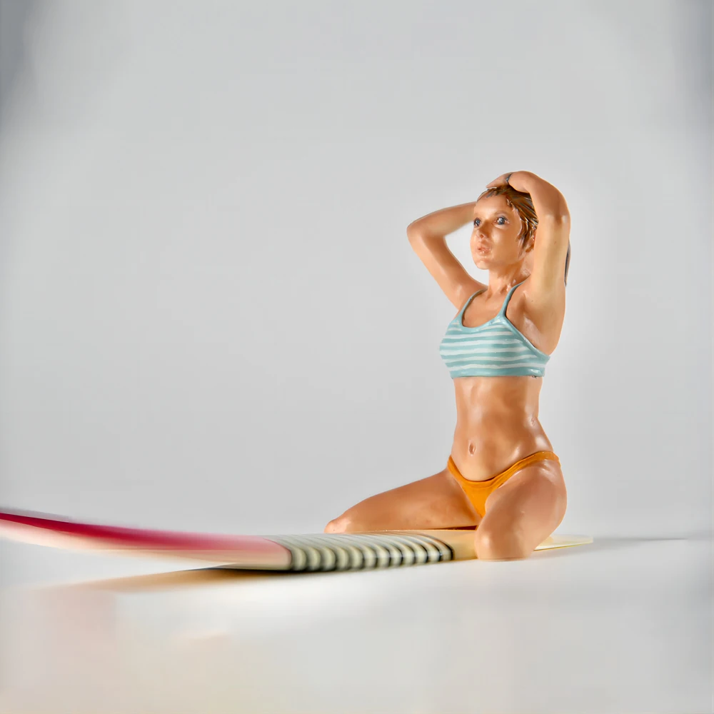 

1/12 resin figure unpainted model kit, surfer girl , unassembled and unpainted GK model kit
