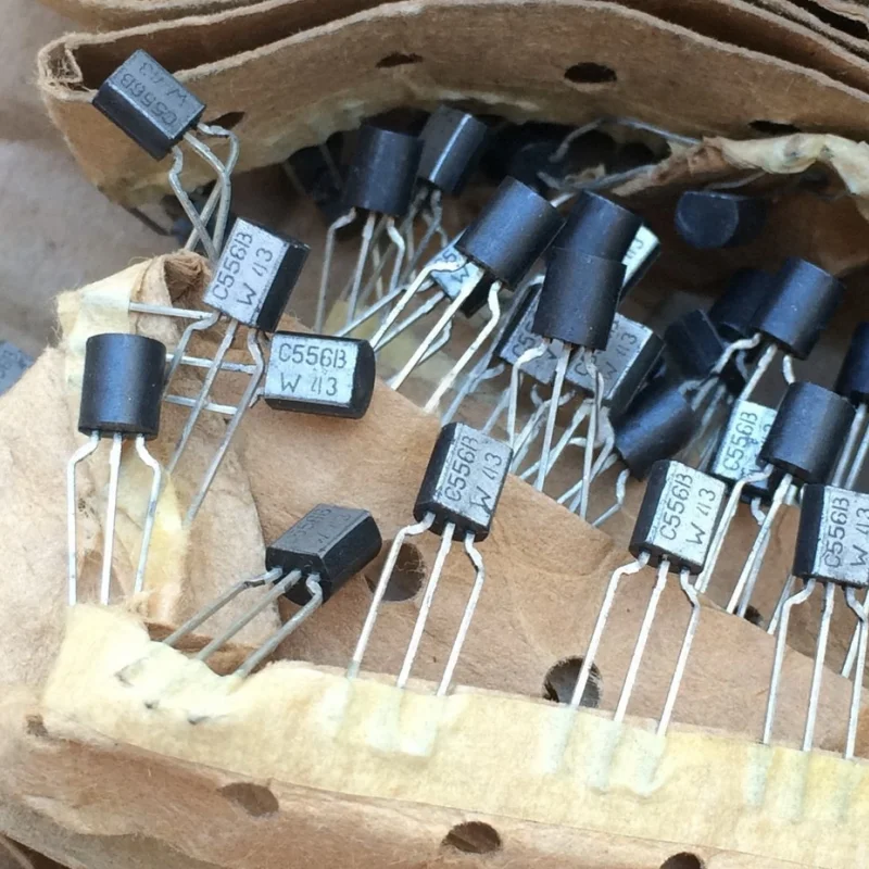 5pair Original BC546 BC556 B TO-92 transisitor 546 556 Audio power amplifier BC546B BC556B triode Silver surface Taping