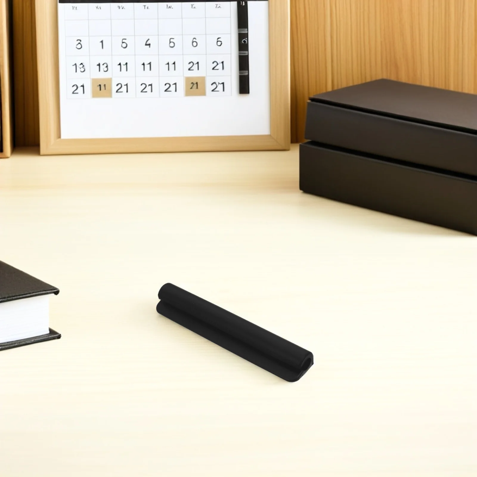 

2Pcs Self Adhesive Pen Holder Silicone Pencil Clip Flexible Desk Organizer Pen Marker Holder Planner Accessories