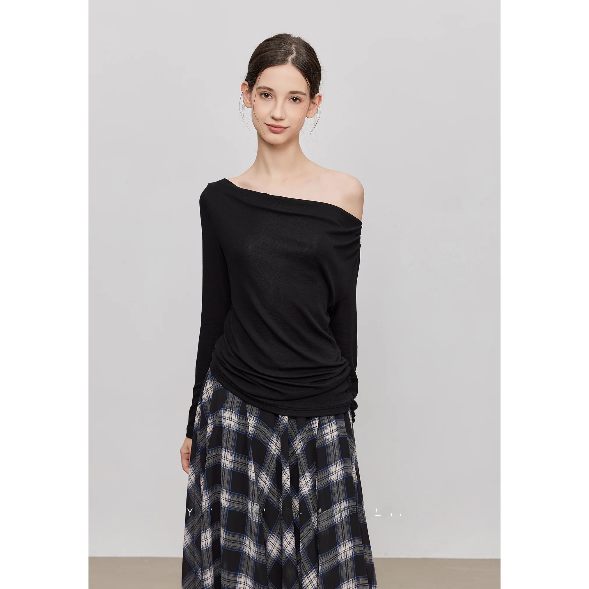 

YUUSCC Bla Asymmetrical oulder Knitted Sweater One-oulder Woolly Soft Casual Autumn Faion Ele Lazy Feeling