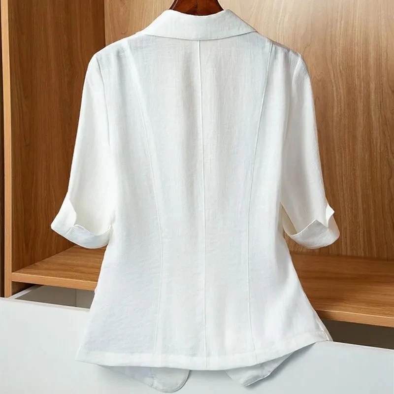 เสื้อเบลเซอร์สีขาวแฟชั่น เสื้อสูทสีดำบางเบา เสื้อเบลเซอร์ผู้หญิง ฤดูร้อน 2026 ใหม่ สไตล์ลำลอง ทรงเข้ารูป แขนสั้น เสื้อเบลเซอร์ผู้หญิง วินเทจ สง่างาม