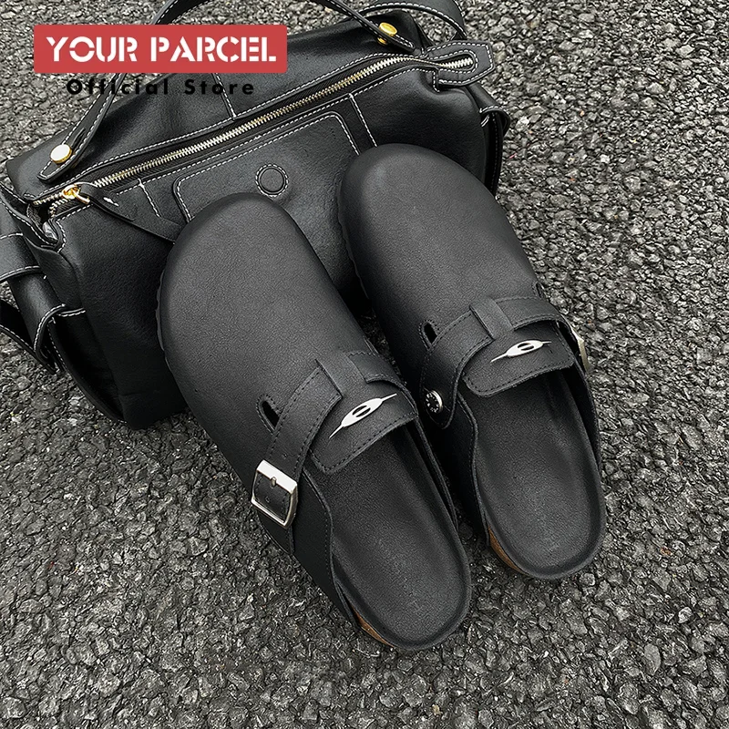 

Retro leather black Birken shoes for men's outdoor wear 2025 new thick soled slippers women's metal badge design unisex mules