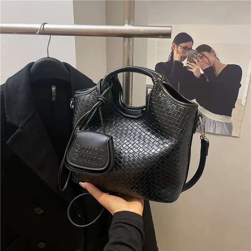 

Trendy Designer Crossbody Bag Women's Vintage Leather Tote Simple Elegant Shoulder Bag Paris Fashion Shopper