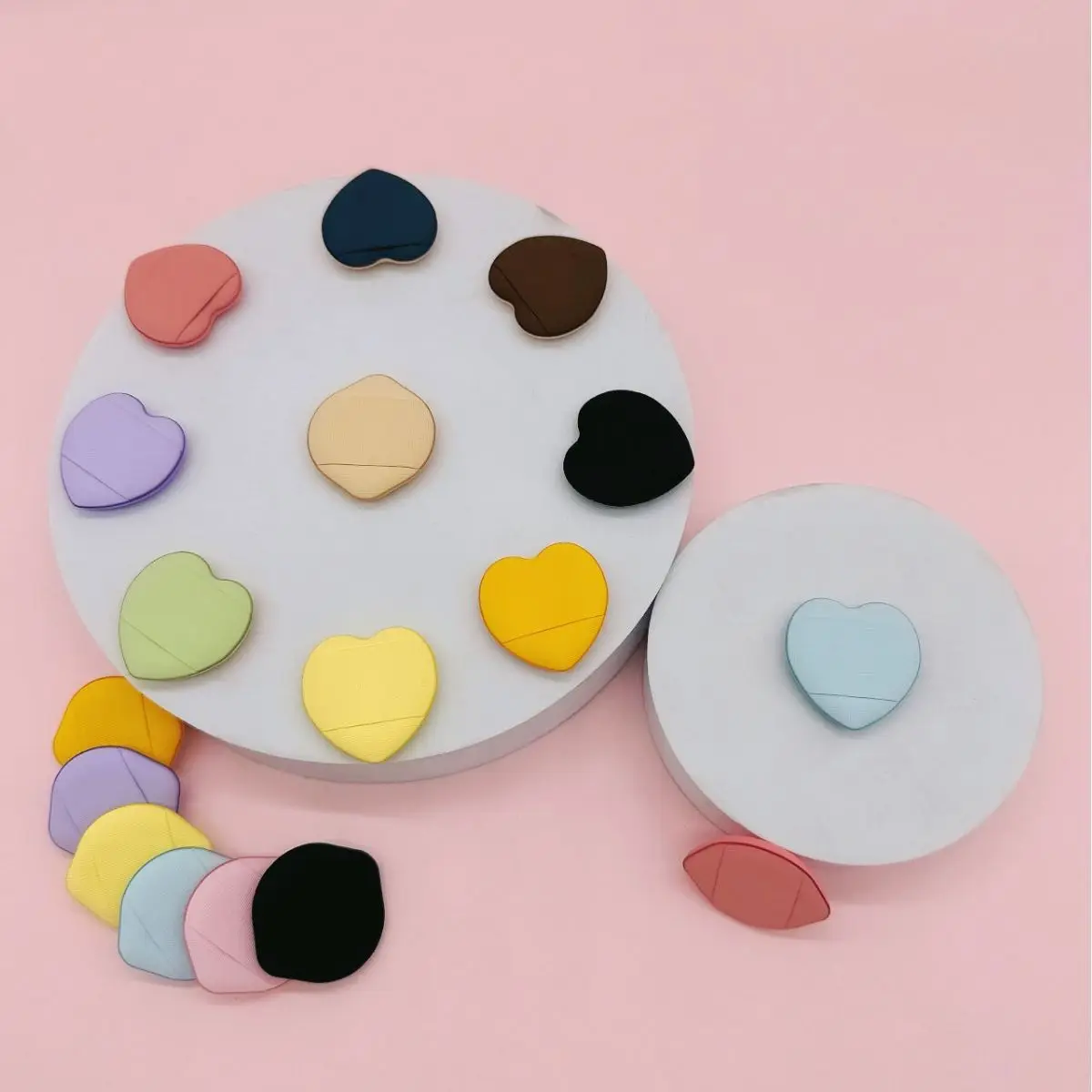 Customized logo Love fingertip thumb finger air cushion mini powder puff facial concealer loose powder setting makeup dry andwet