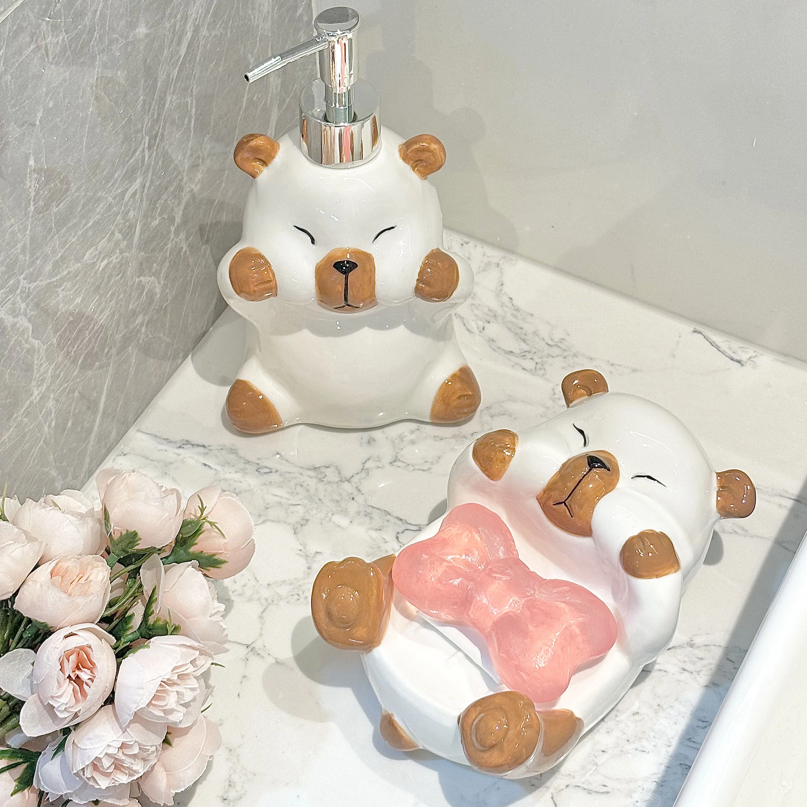 WHYOU-Cute Catoon Liquid Soap Dispenser, Lotion Bottle, Emulsion, Latex Hand Wish Bottles, Light Luxury Bathroom Accessories Set