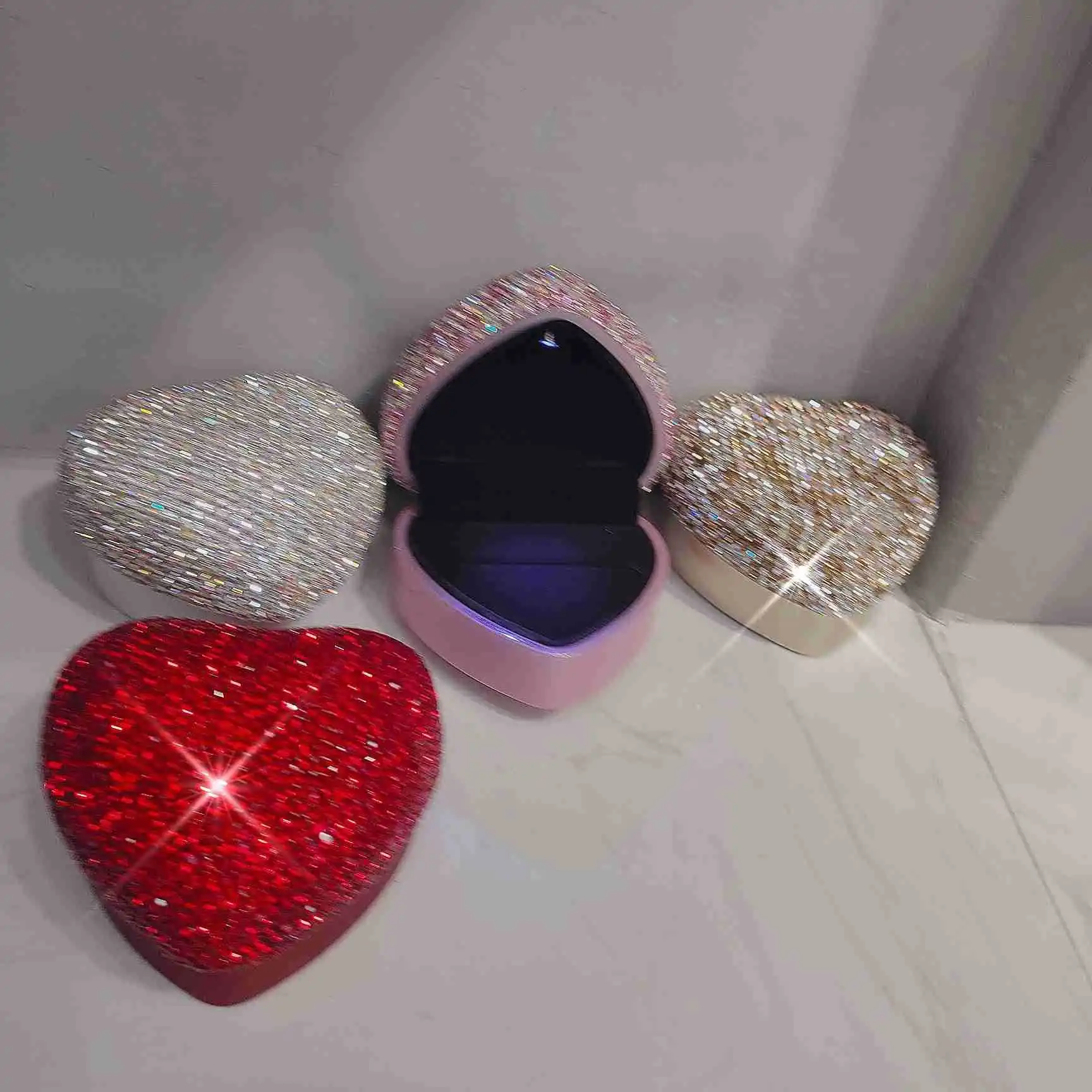 Luxury Bling Rhinestone Cystal Jewelry Boxes Luxury Ring Necklace Pendant Jewelry Storage Box Heart Shape Wedding Lovers Gift