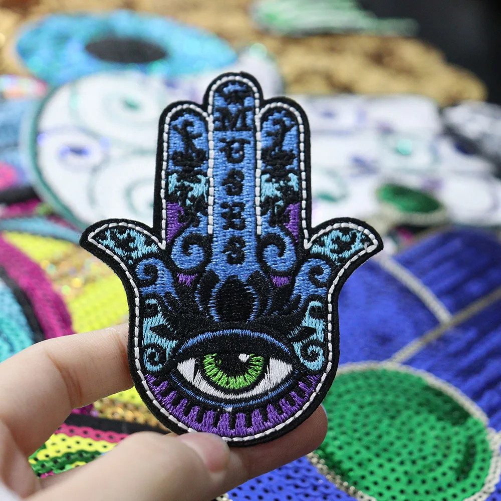 New 1Pcs Sequins Hand Eyes Embroidery Patches for T-shirt Iron on Stripes Appliques Clothes Stickers Clothing Badges