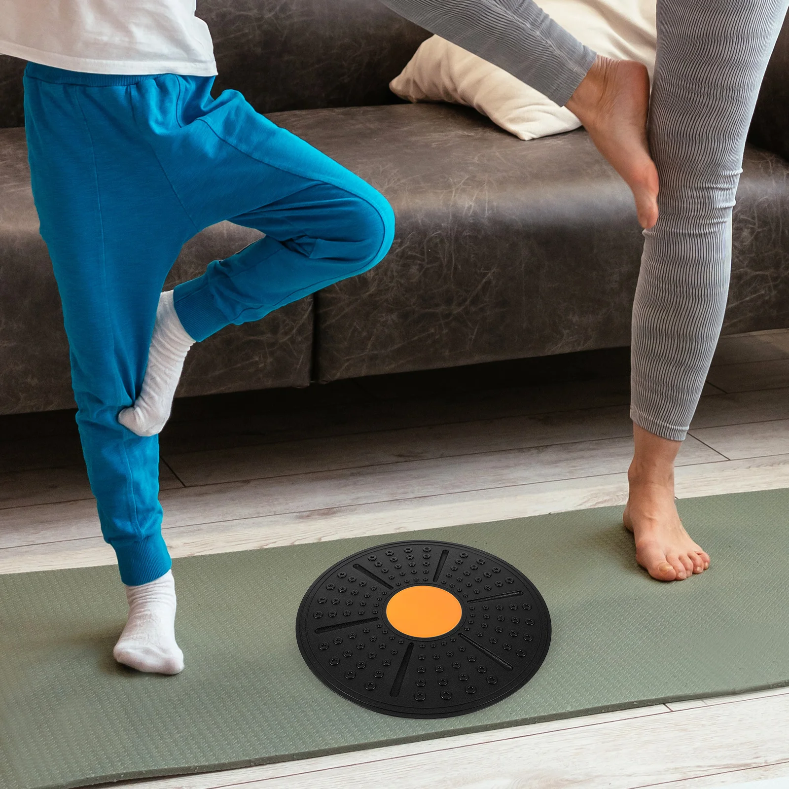 

Balancing Wobble Board Stability Tool Adjustable Angle Durable Pp Non-Slip Surface Portable Lightweight Fitness