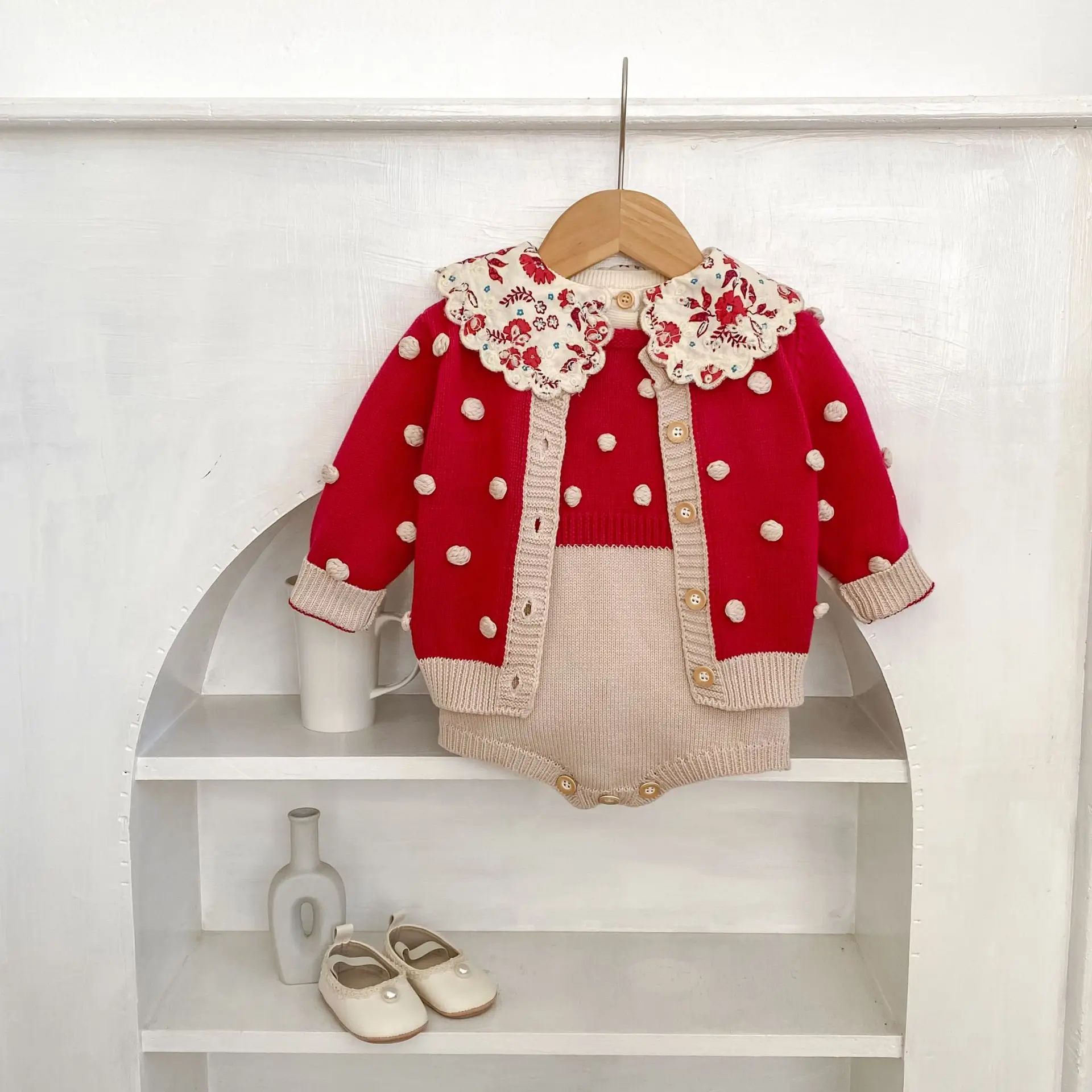 Two Piece Baby Girl Color-Blocked Hand Knitted Polka Dot Set Round-Neck Cardigan Jacket and Vest