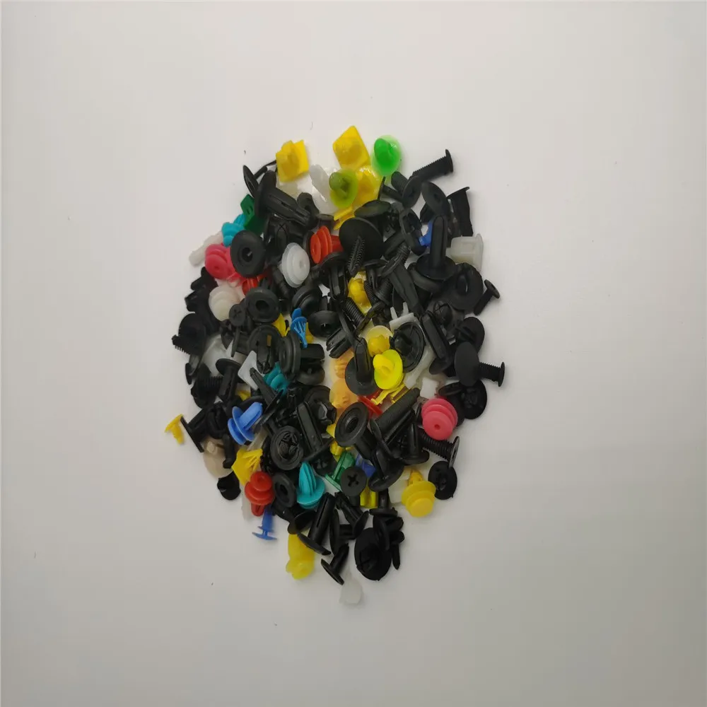 100pcs Mixed Clips For Audi A1 A2 A3 A4 A5 A6 A7 A8 Q2 Q3 Q5 Q7 S3 S4-S8 TT TTS