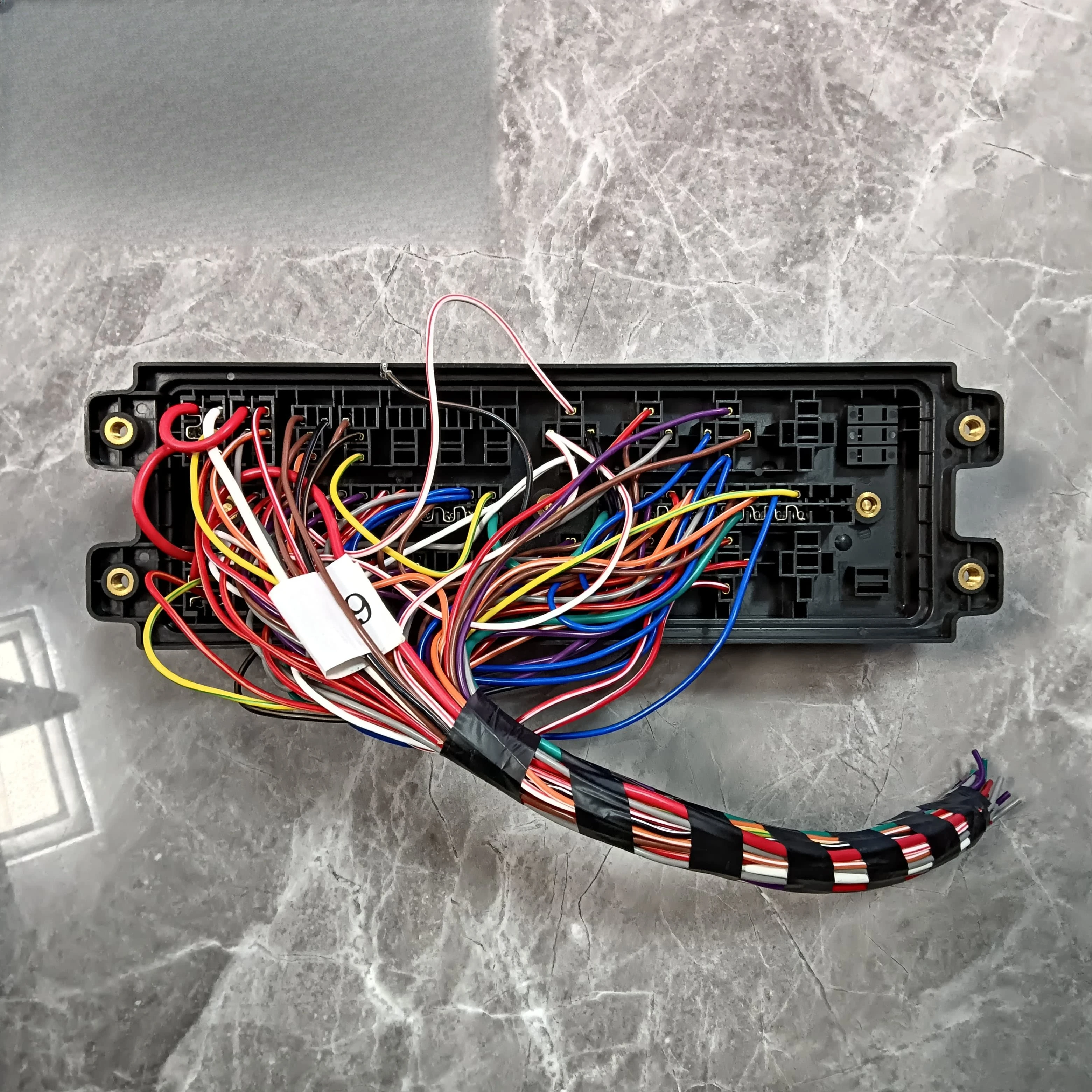 

LNHF 21Q7-10910 Excavator Fuse Box Wiring Harness High Quality Compatible Parts 225-9 R225-9 21Q7-10910 for