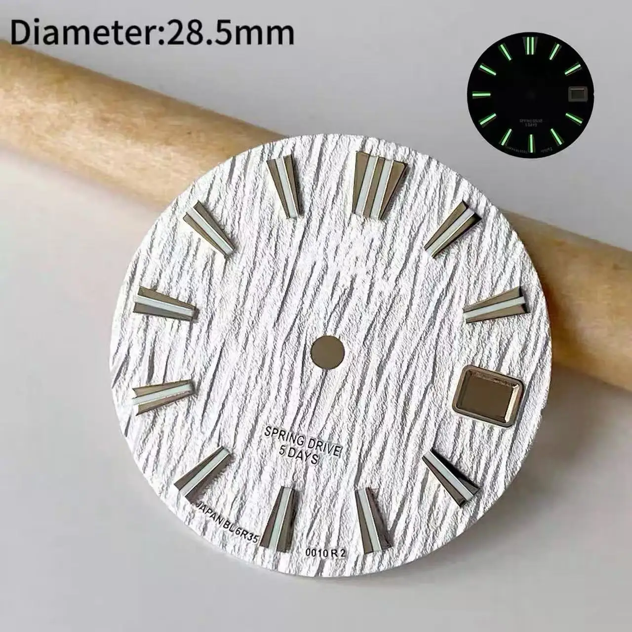 New mechanical watch modified with GS wave pattern dial, 28.5mm date display, green luminous, suitable for NH35/36 movement dial