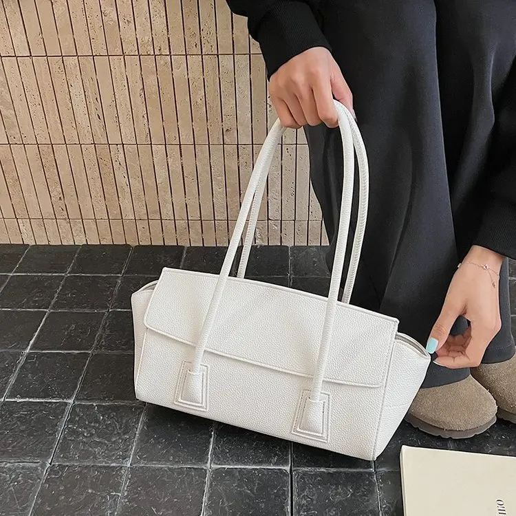 

Korean Minimalist Retro Underarm Bag 2026, Women Simple Versatile Shoulder Bag, Daily Fashion Commuter Bag