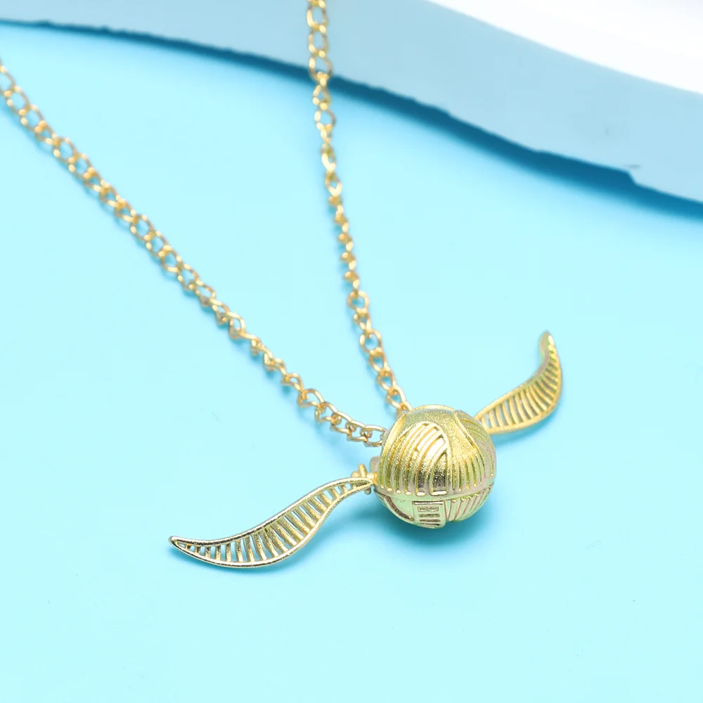 Quidditch Golden Snitch Collar Hogwarts Magic Academy Hermione Snitch para fanáticos Accesorios de regalo