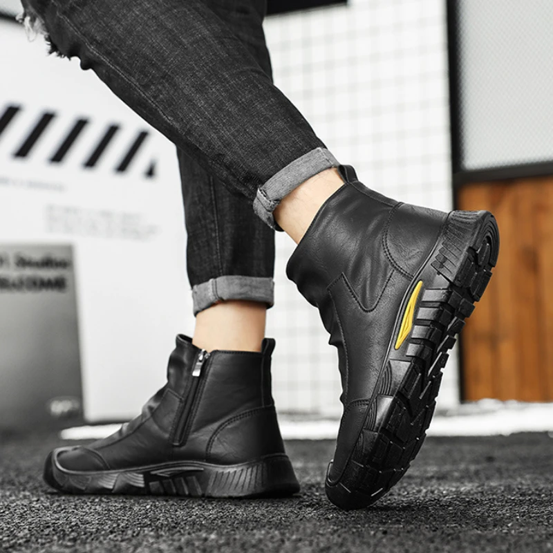 Zapatos de invierno para hombre, nuevas botas de cuero a la moda para hombre, marca de lujo Chelsea, botines informales de alta calidad, botas impermeables para motocicleta