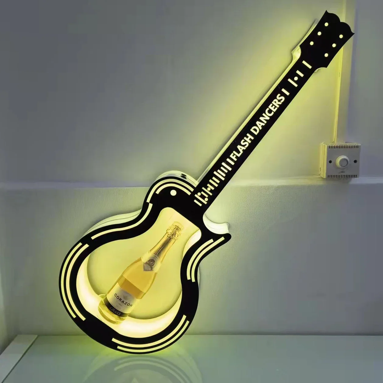 Custom Logo LED Guitar Bottle Presenter Glorifier VIP Service Champagne ClaseTequila Vodka Wine Display Holder For Bar Night Cub