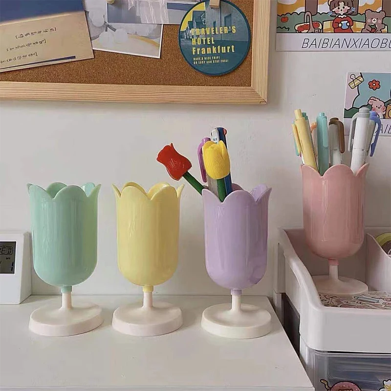 INS Tulips Storage Bucket Pen Holder Plastic Storage Tank Cup Makeup Brush Holder Desktop Storage Organizer Students Stationery