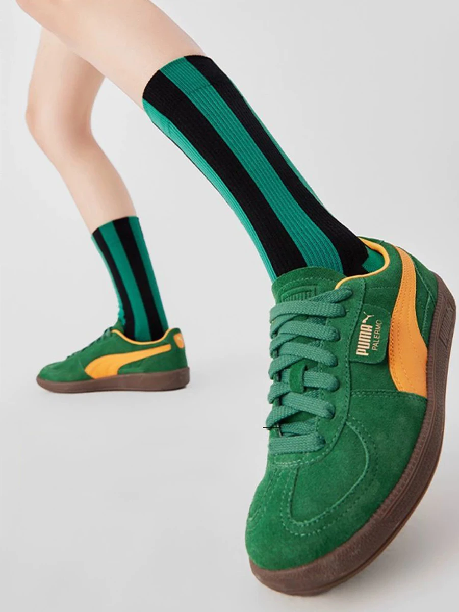 2 Pairs Of Men's And Women's Autumn And Winter Fashion Trend Contrasting Stripes Retro Mid Tube Socks