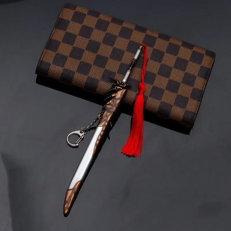22cm/8.66in Monster Hunter urządzenia peryferyjne do gier męski ogień smok nóż brelok metalowy model broni miecz samurajski zabawka dla chłopców rzemiosło prezent