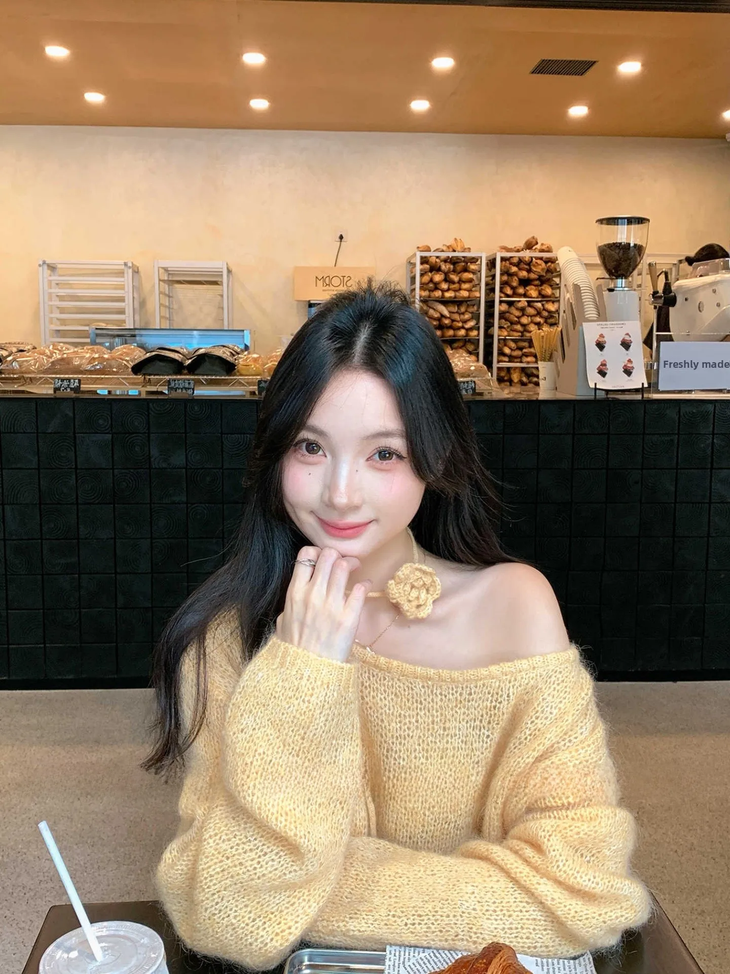 Yellow Oulder Bared…