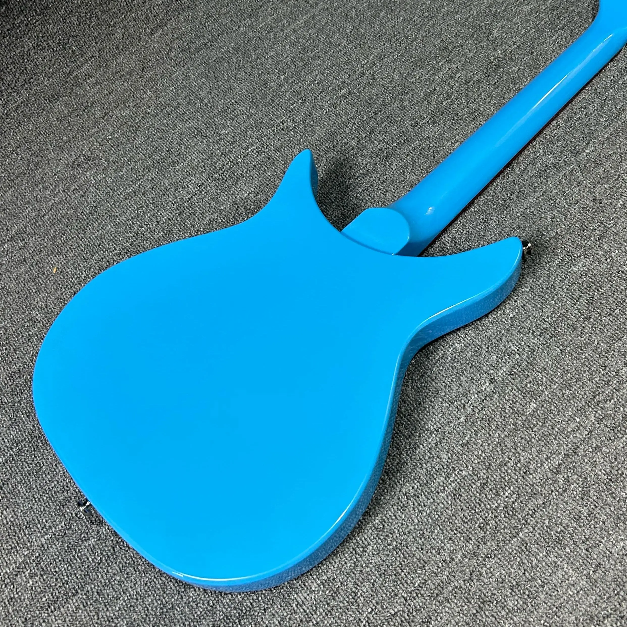 Good Quality and Timbre 325 Blue Electric Guitar Rosewood Fingerboard Mahogany Body 21 Tone Position Free Transportation