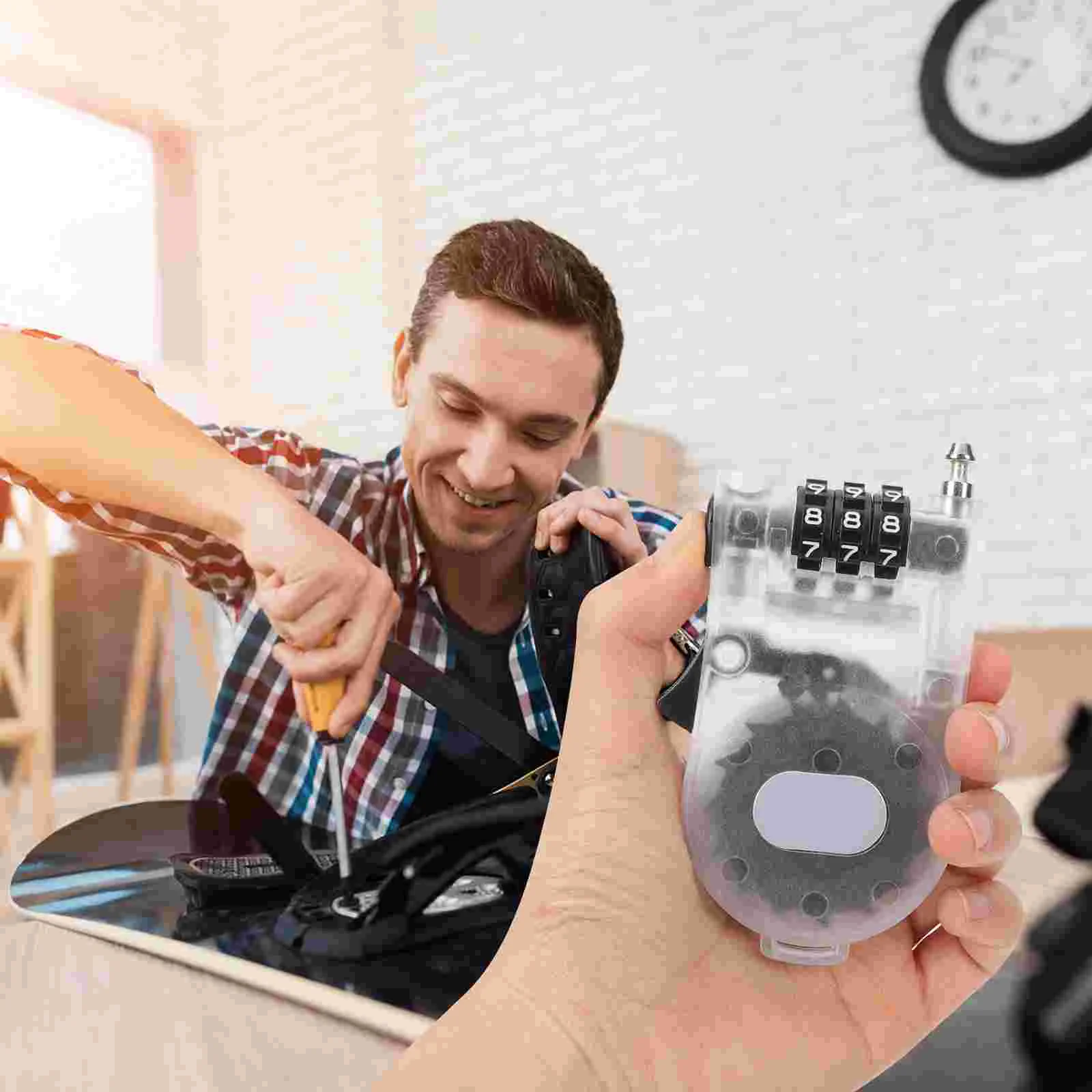 

Compact Snowboard Security Lock for Skiing Scooter Bike Lightweight Retractable Steel Cable 3 Combination Safe